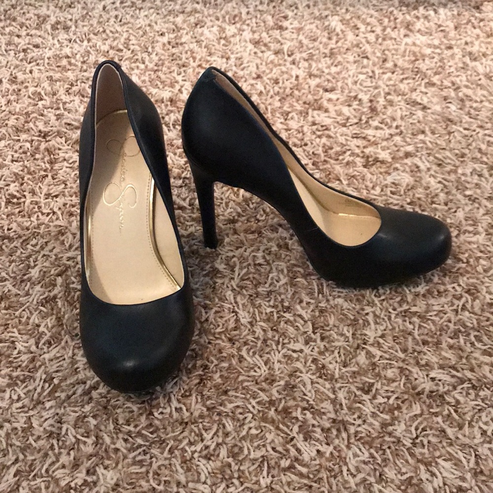 Jessica Simpson heels